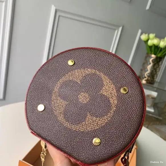 LOUIS VUITTON CANNES 0624